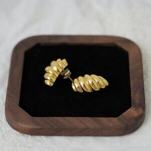 NEW Bold Gold Ribbed Clip-On Earrings